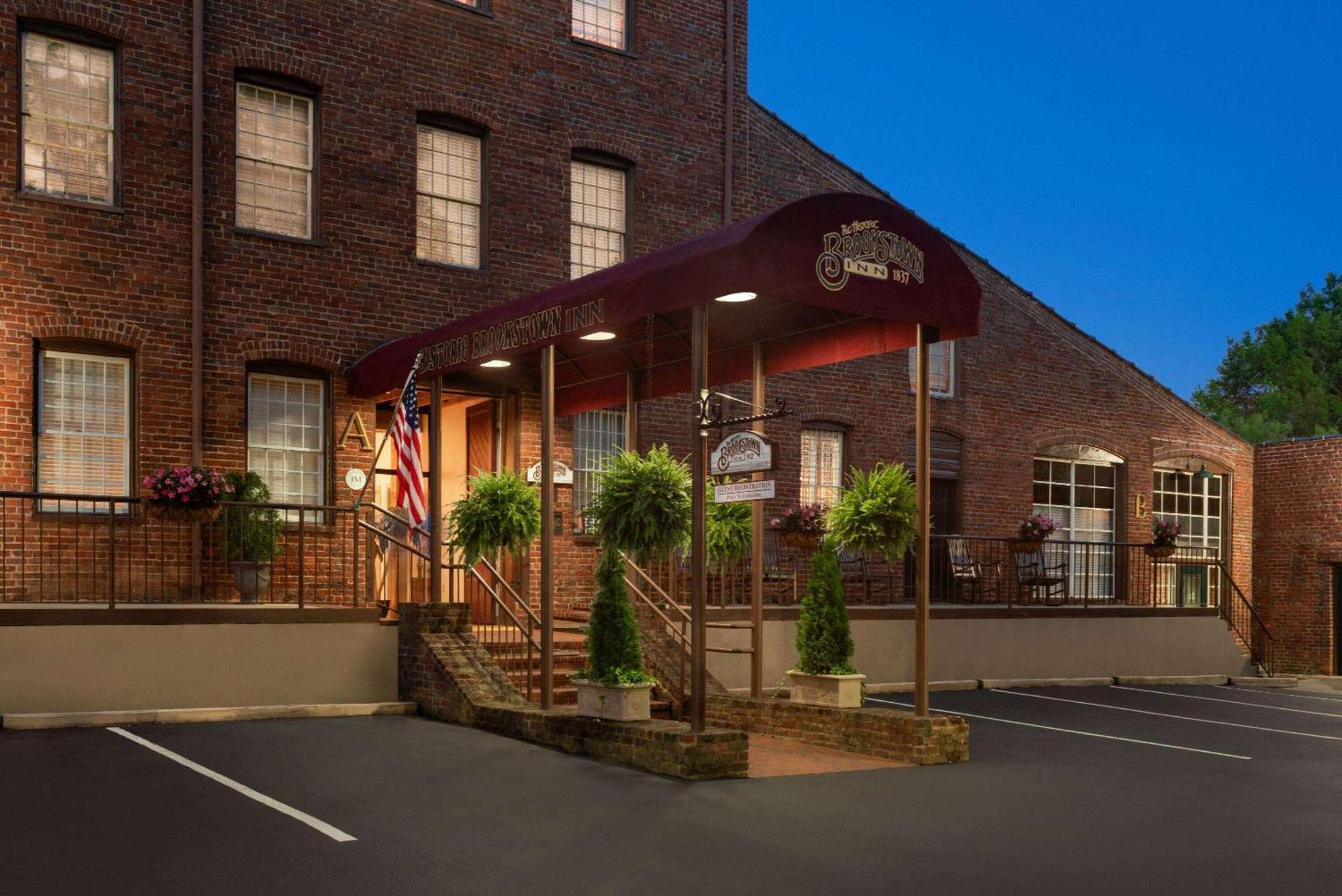 The Historic Brookstown Inn, Trademark Collection By Wyndham Winston-Salem Exterior photo