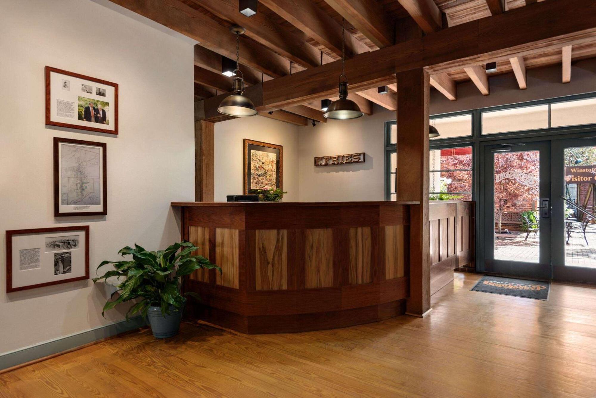 The Historic Brookstown Inn, Trademark Collection By Wyndham Winston-Salem Exterior photo
